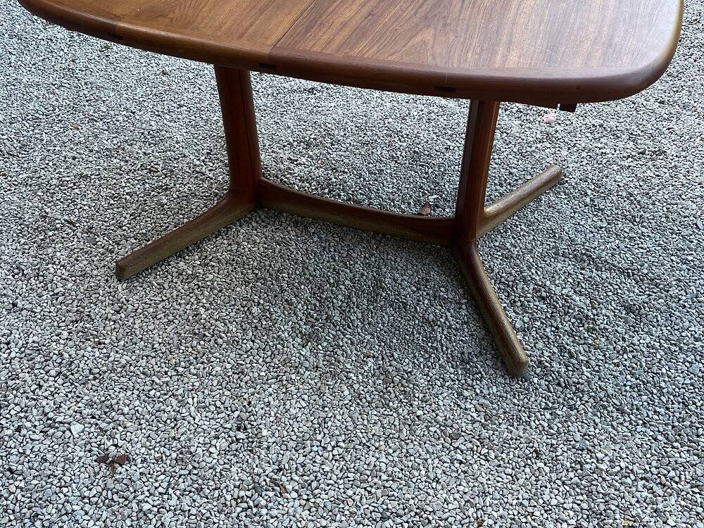Vintage Scandinavian table Dyrlund 1960