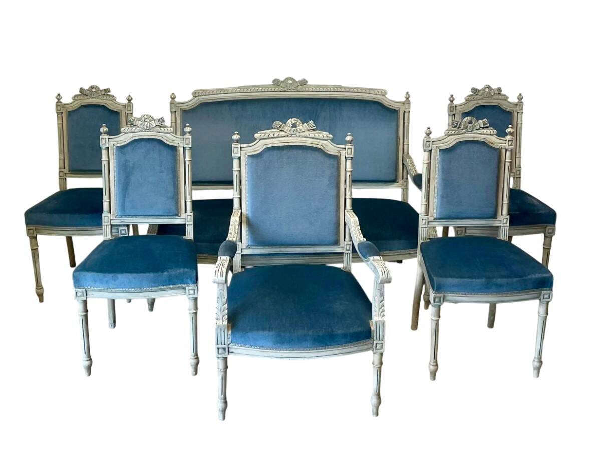 Louis XVI style living room, 6 rooms