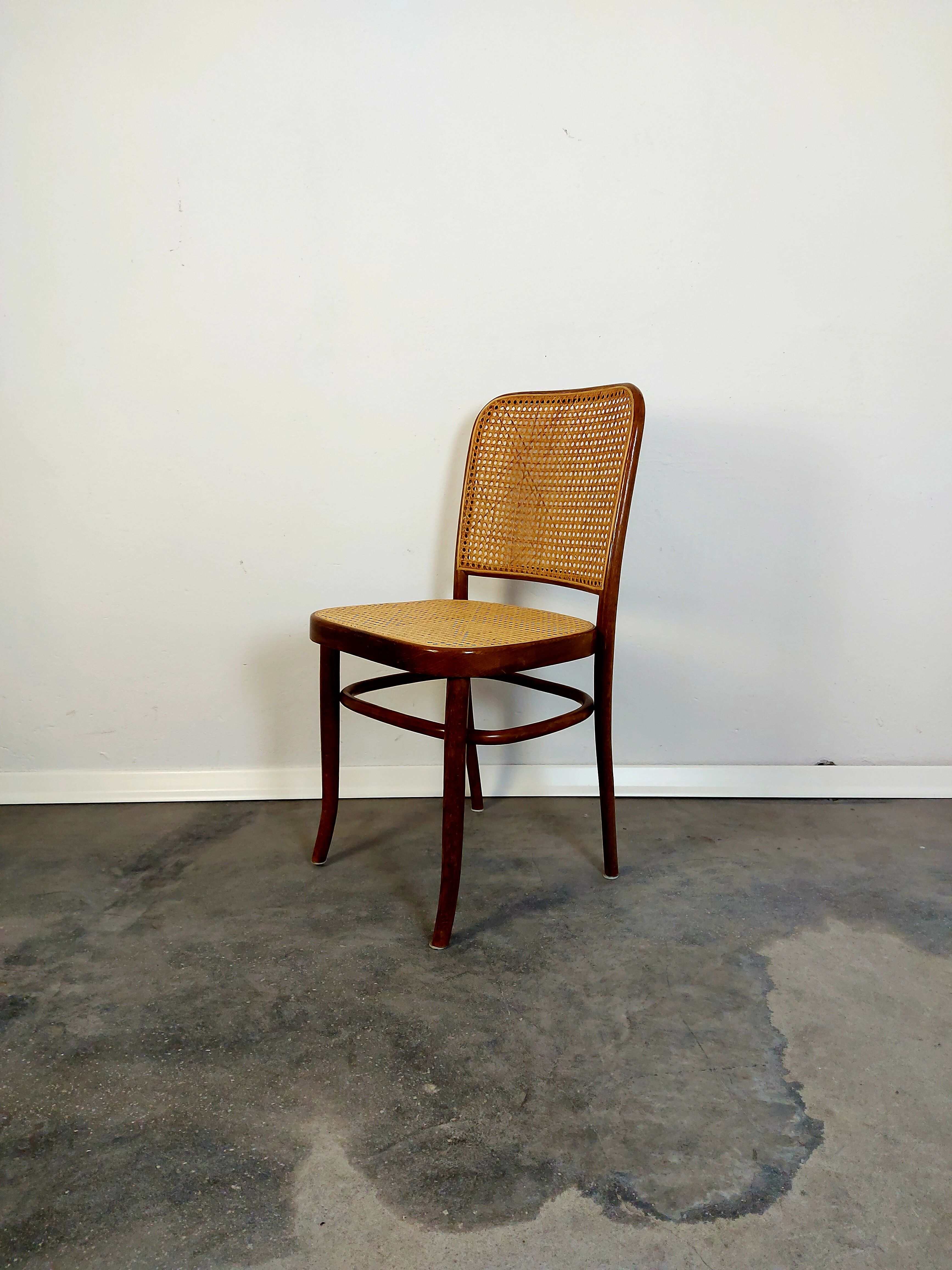 Prague Chair, no. 811 Bentwood chair, 1970s, 1 of 2