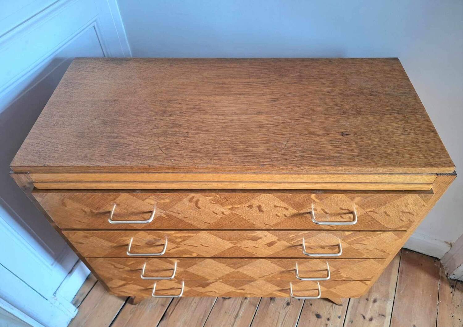 Commode vintage pieds compas, meuble ancien