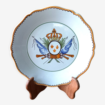 Géo Martel plate with royal coat of arms