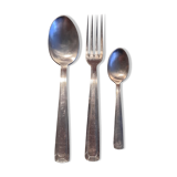 Silver metal cutlery set