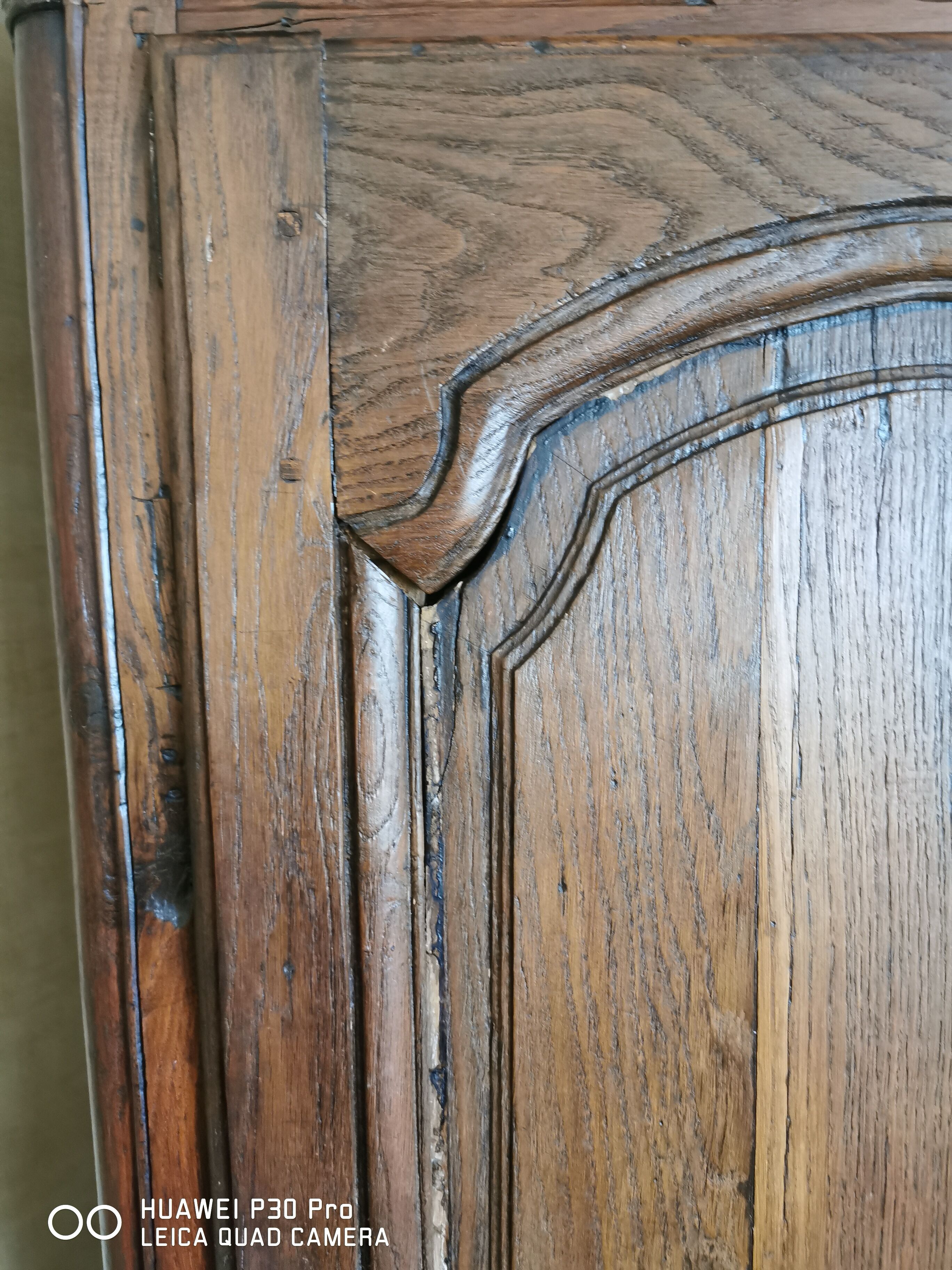 Good man standing oak