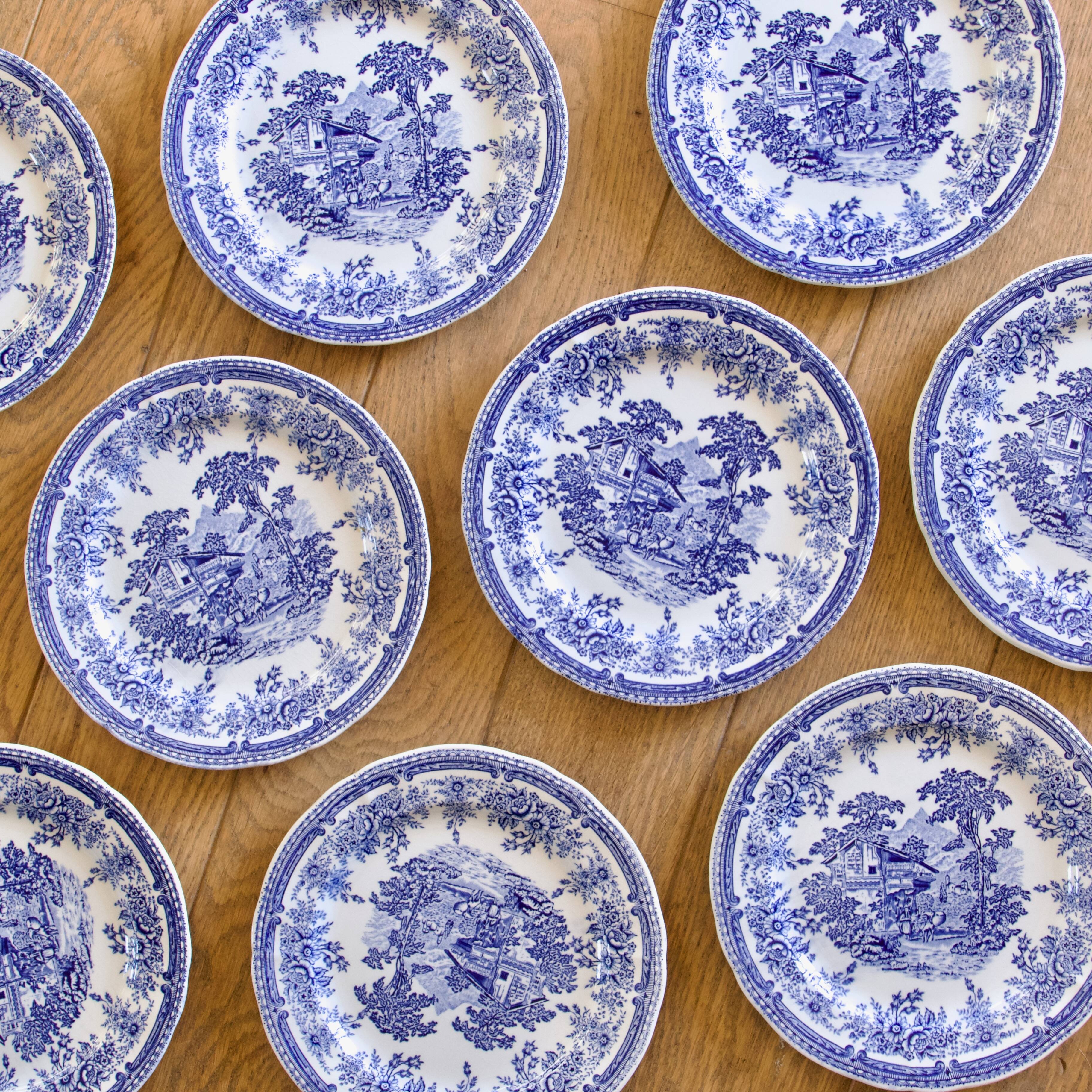 11 antique plates signed Lunéville, English Style collection