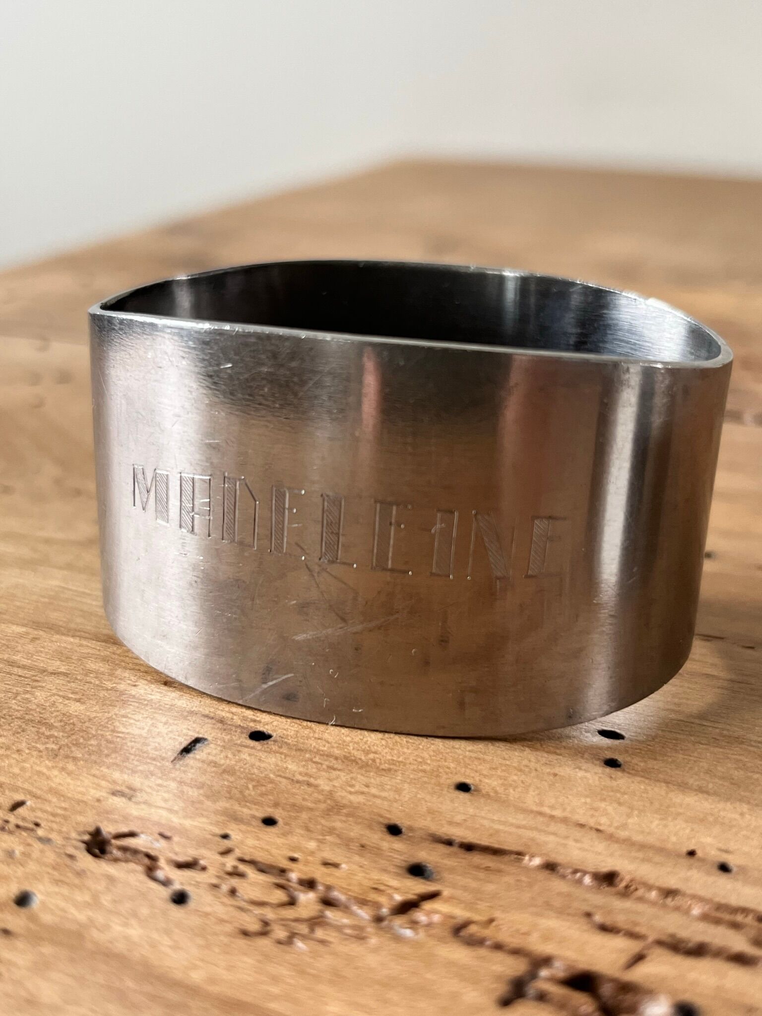 Vintage towel ring engraved "fernand"