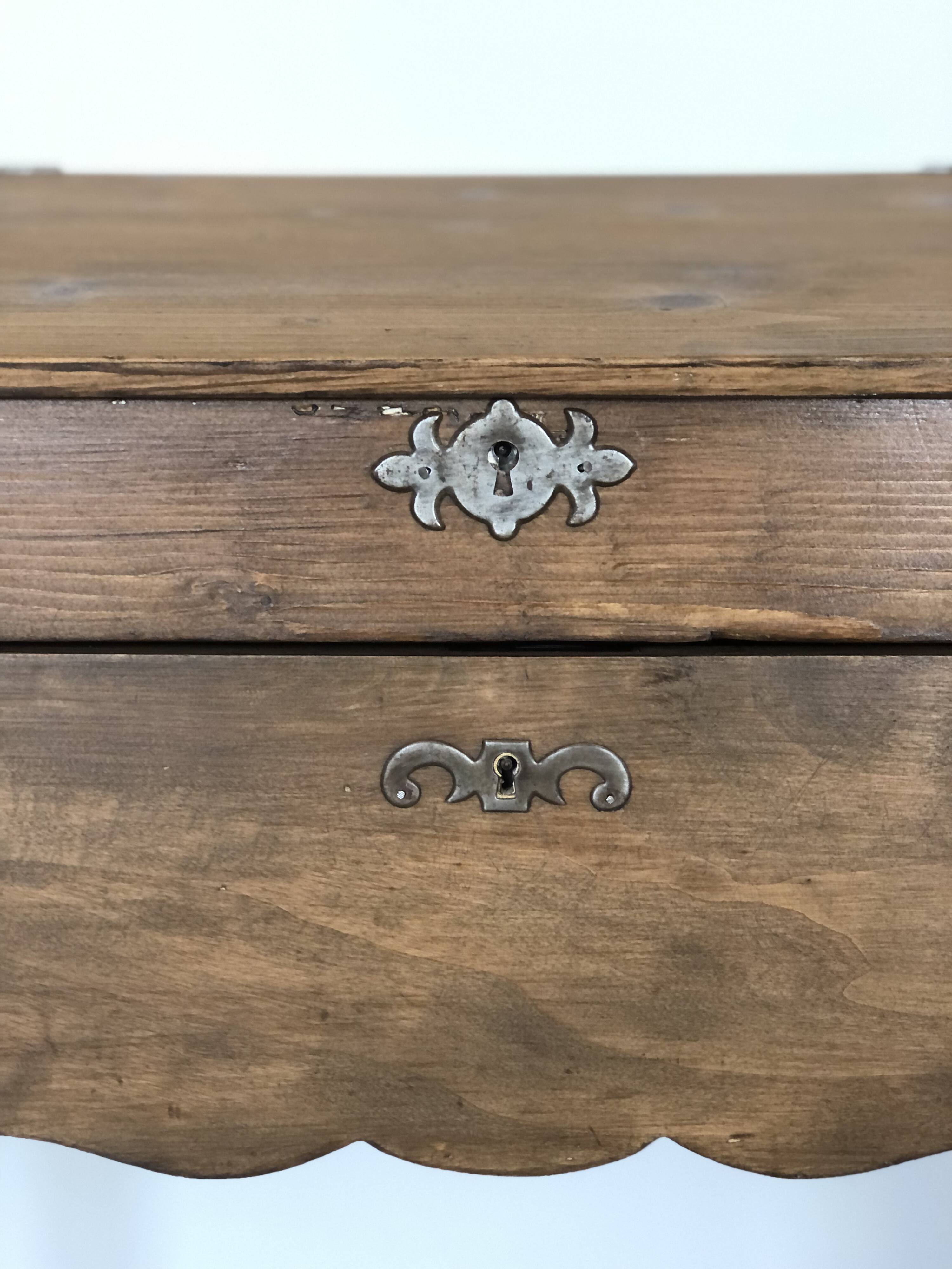 Vintage writing desk in solid pine