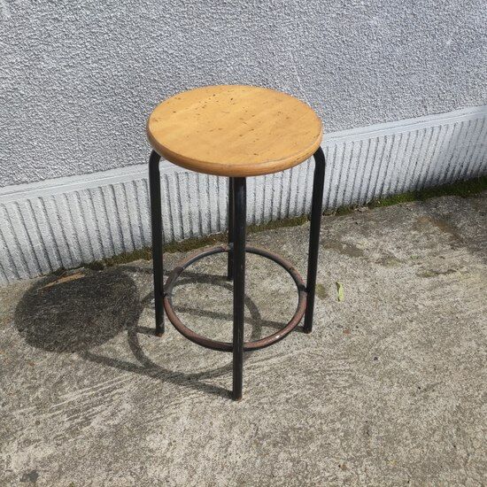 Workshop stool