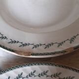 Set of plates in Iron earth we Gien