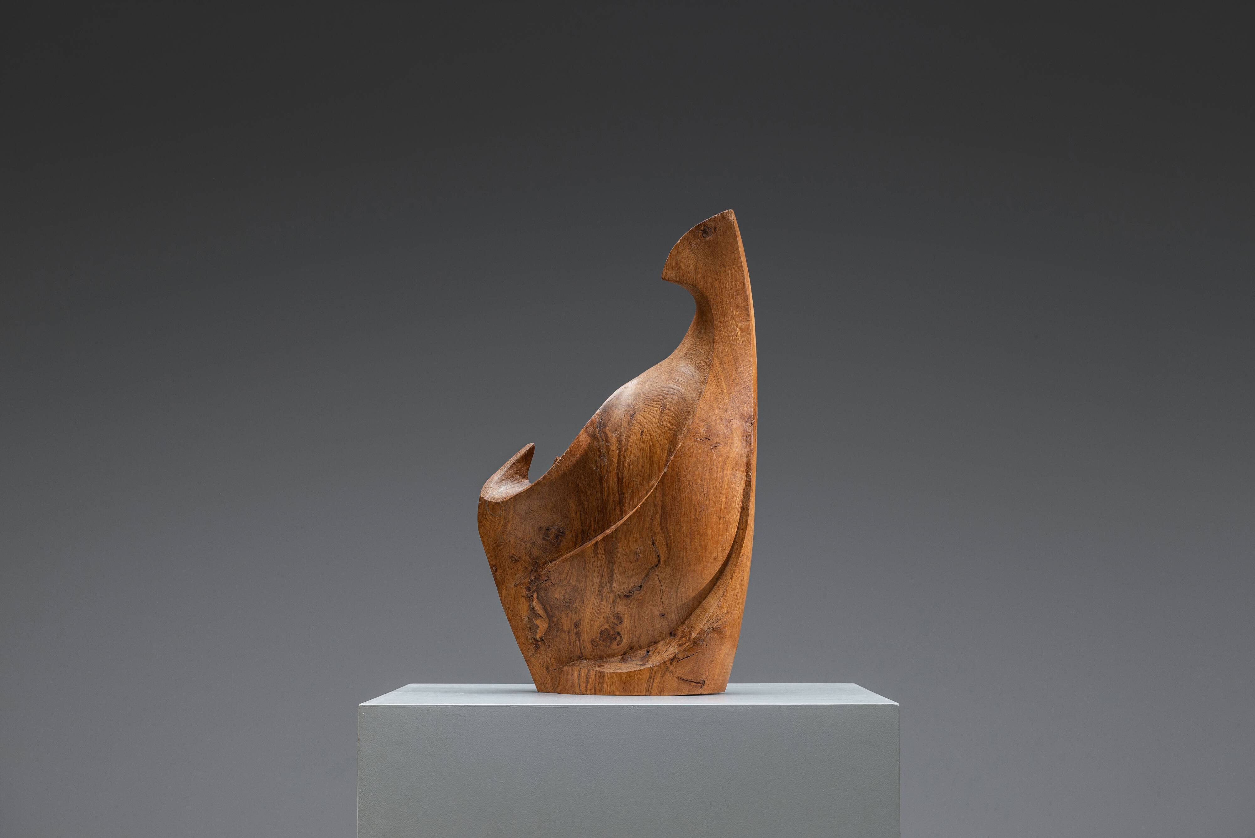 Forme sculpturale en chêne solide