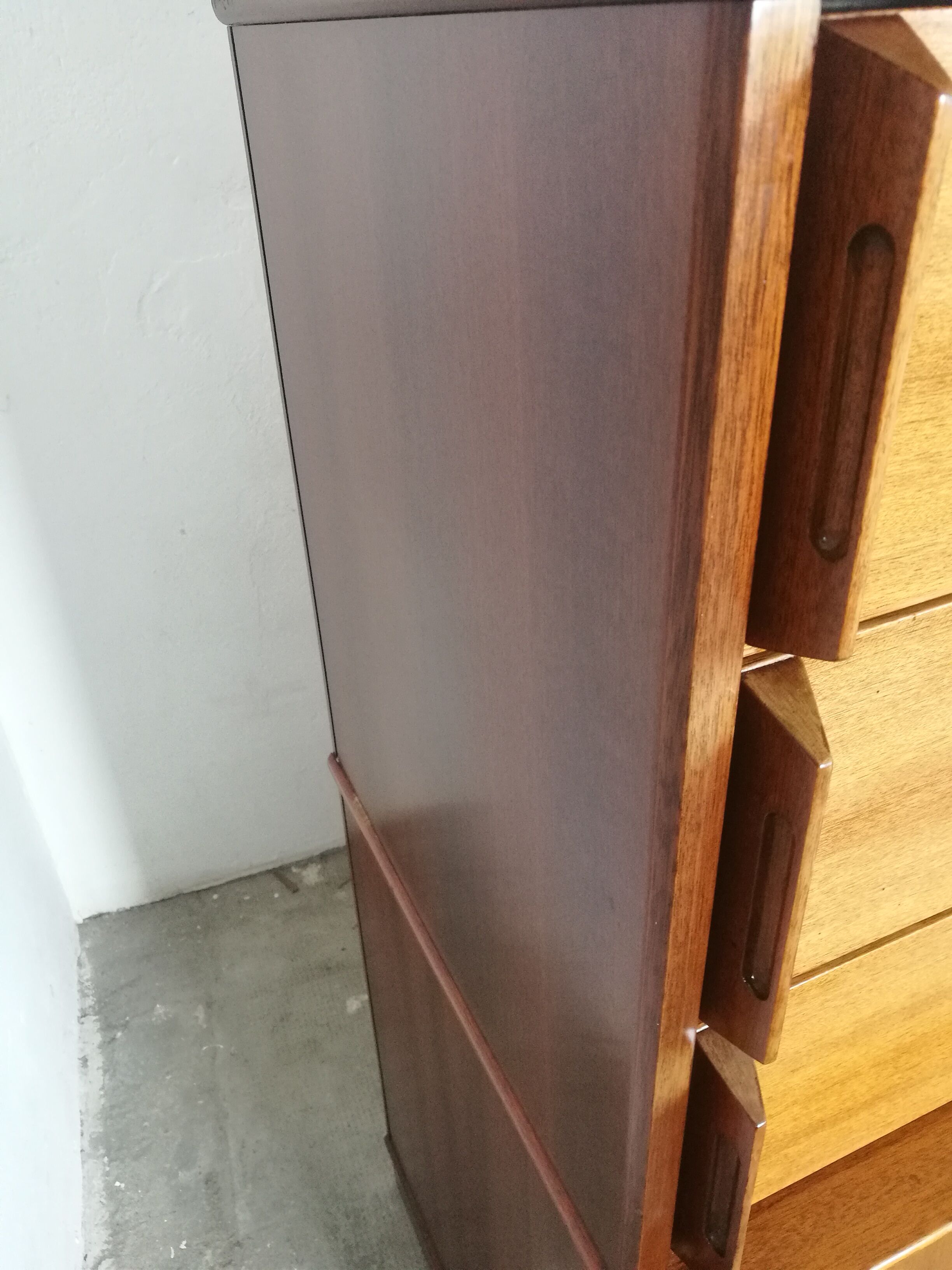 Oscar vintage storage furniture