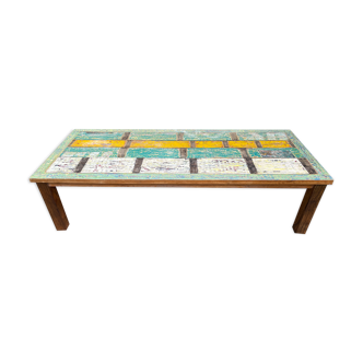 Dining table