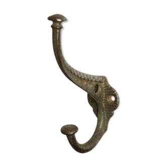 Cast iron peg