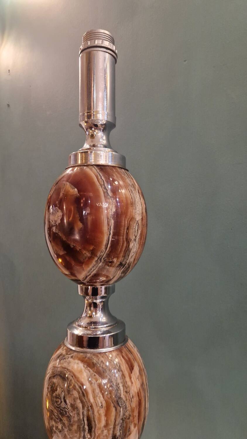 Large marble and chrome metal table lamp base from the 70s