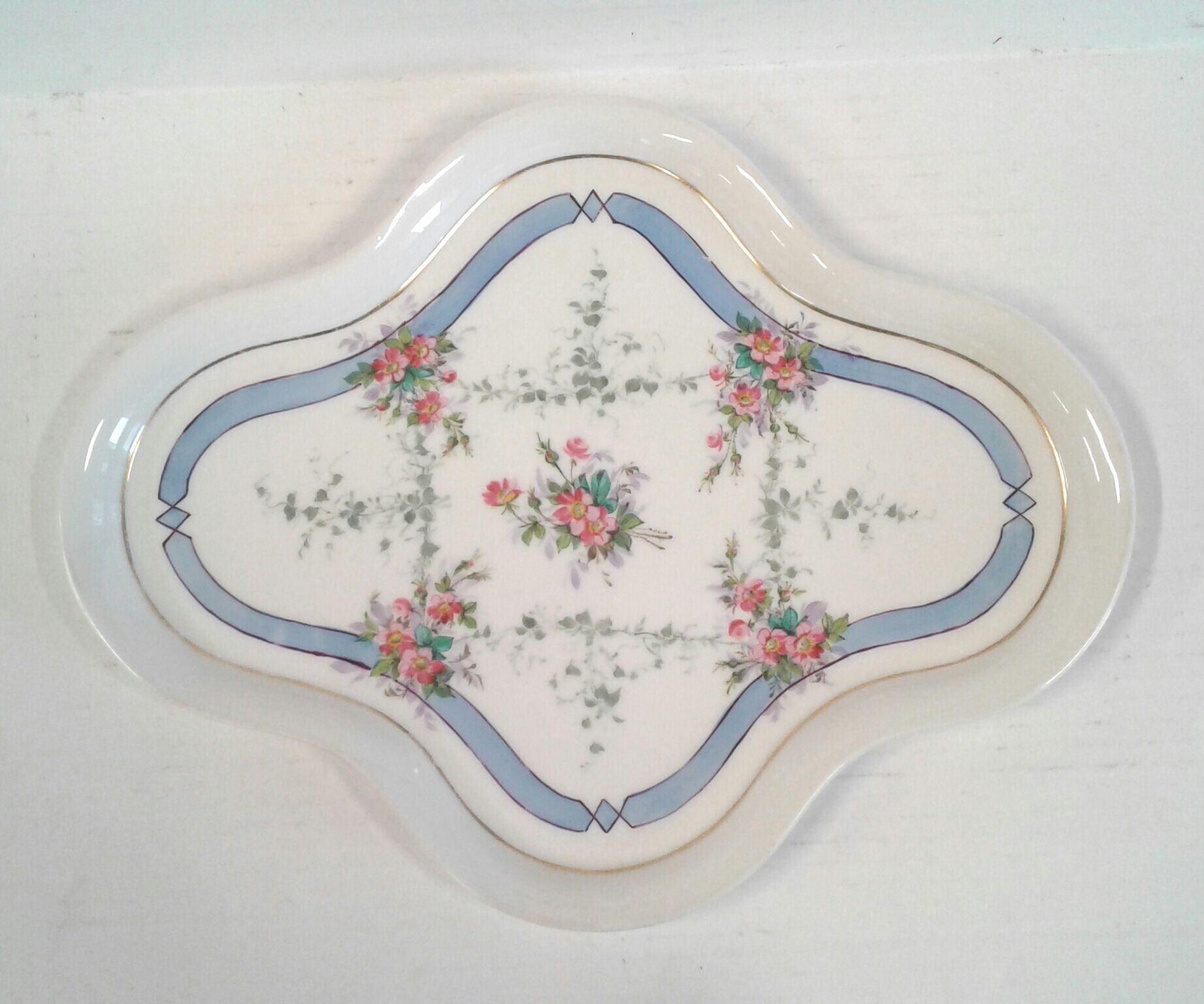 Ancient porcelain platter