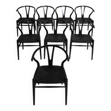 Set of 8 “Wishbone Chair” “CH24” chairs by Hans J. Wegner, 1990