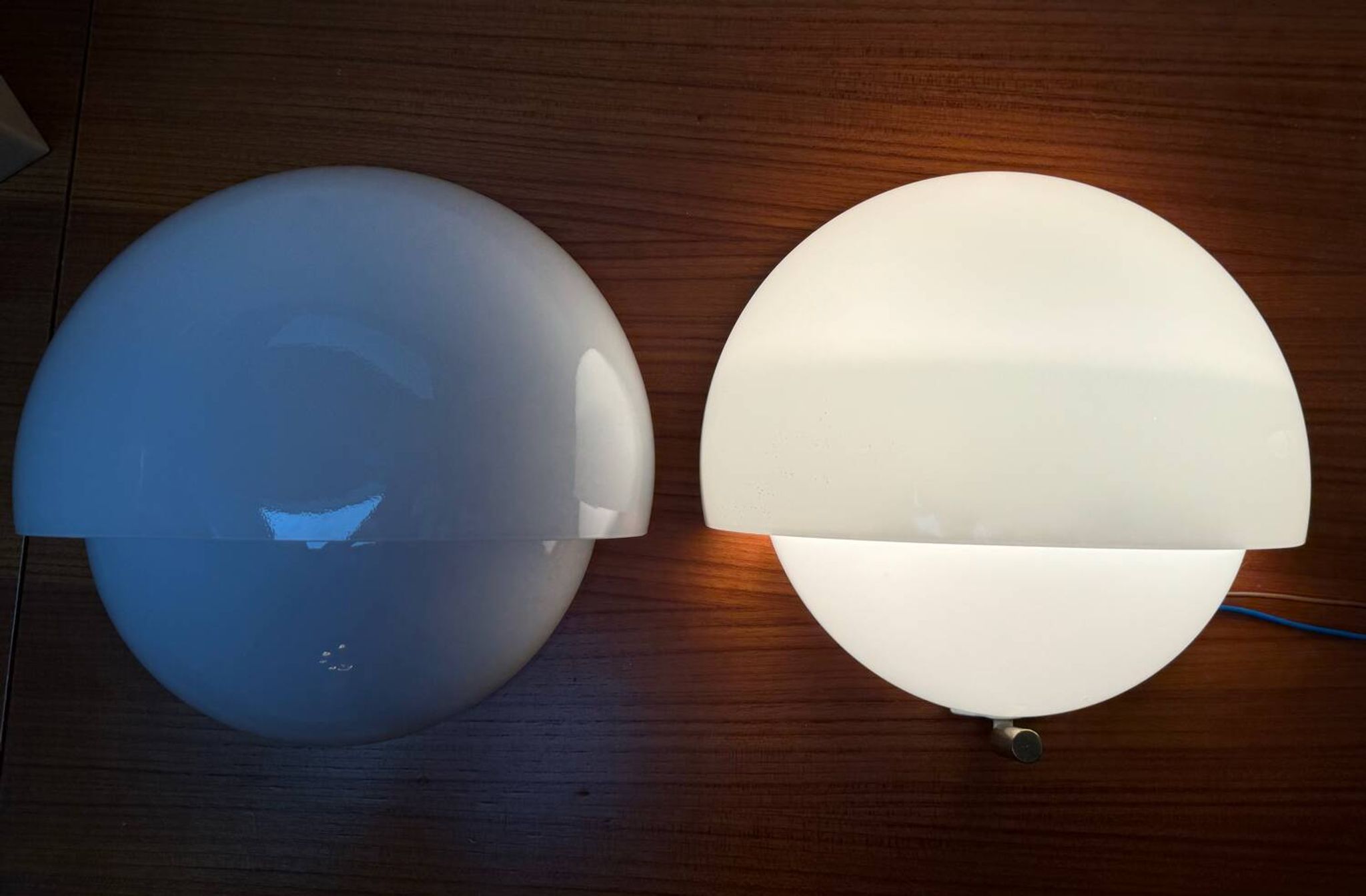 Vintage Murano glass wall lamp by Vico Magistretti for Artemide / Mania / Space Age