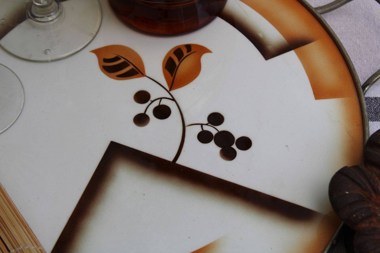 Ceramic plate