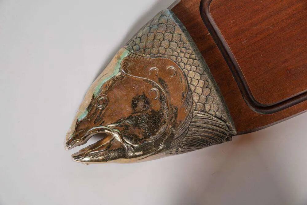 Vintage wooden presentation platter, fish platter.