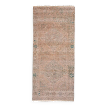 Vintage handmade Turkish rug 57x122 cm