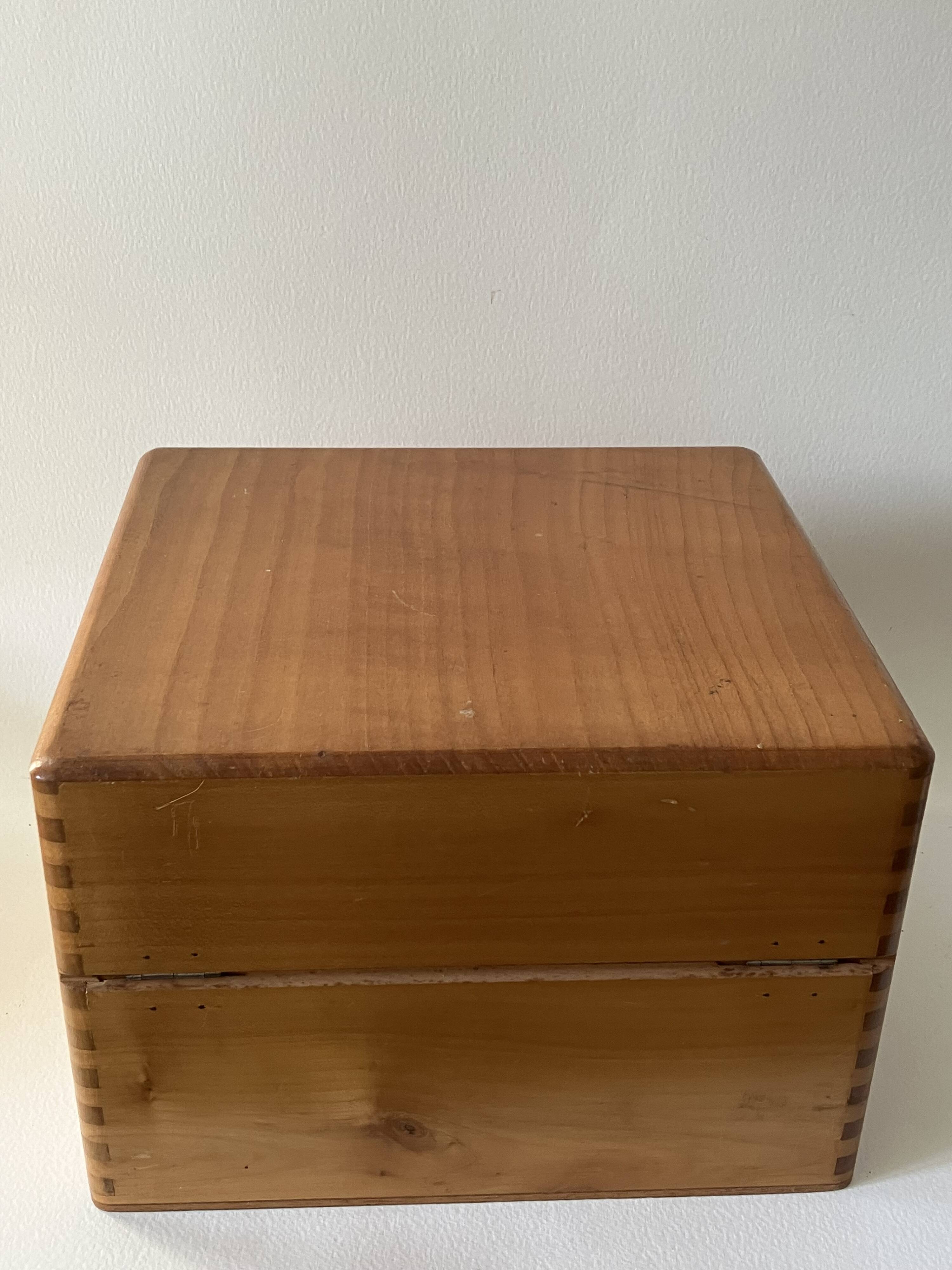 File box, office storage