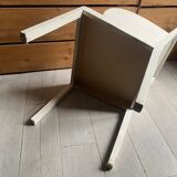 Chaise basse en bois blanc années 50