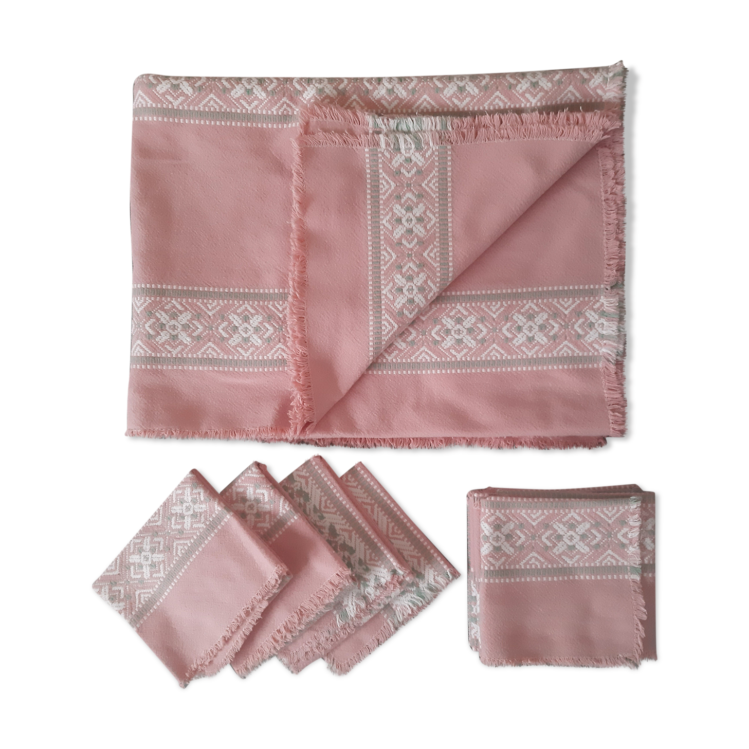 Retro/bohemian tablecloth & 8 towels