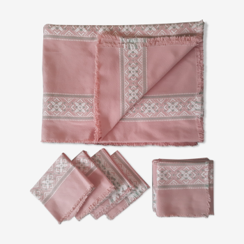 Retro/bohemian tablecloth & 8 towels