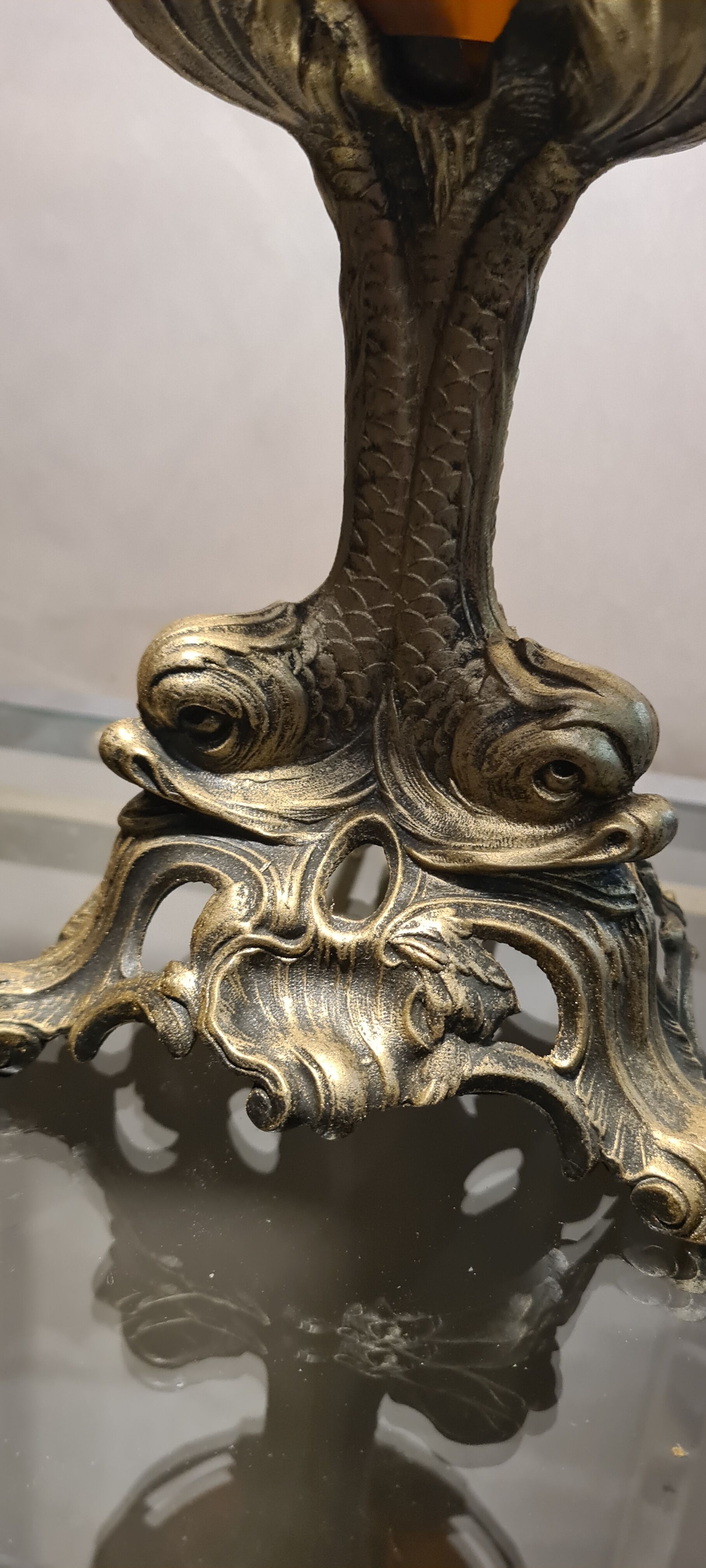 Art deco lamp 1920 to 30 metal patina gold 28x15