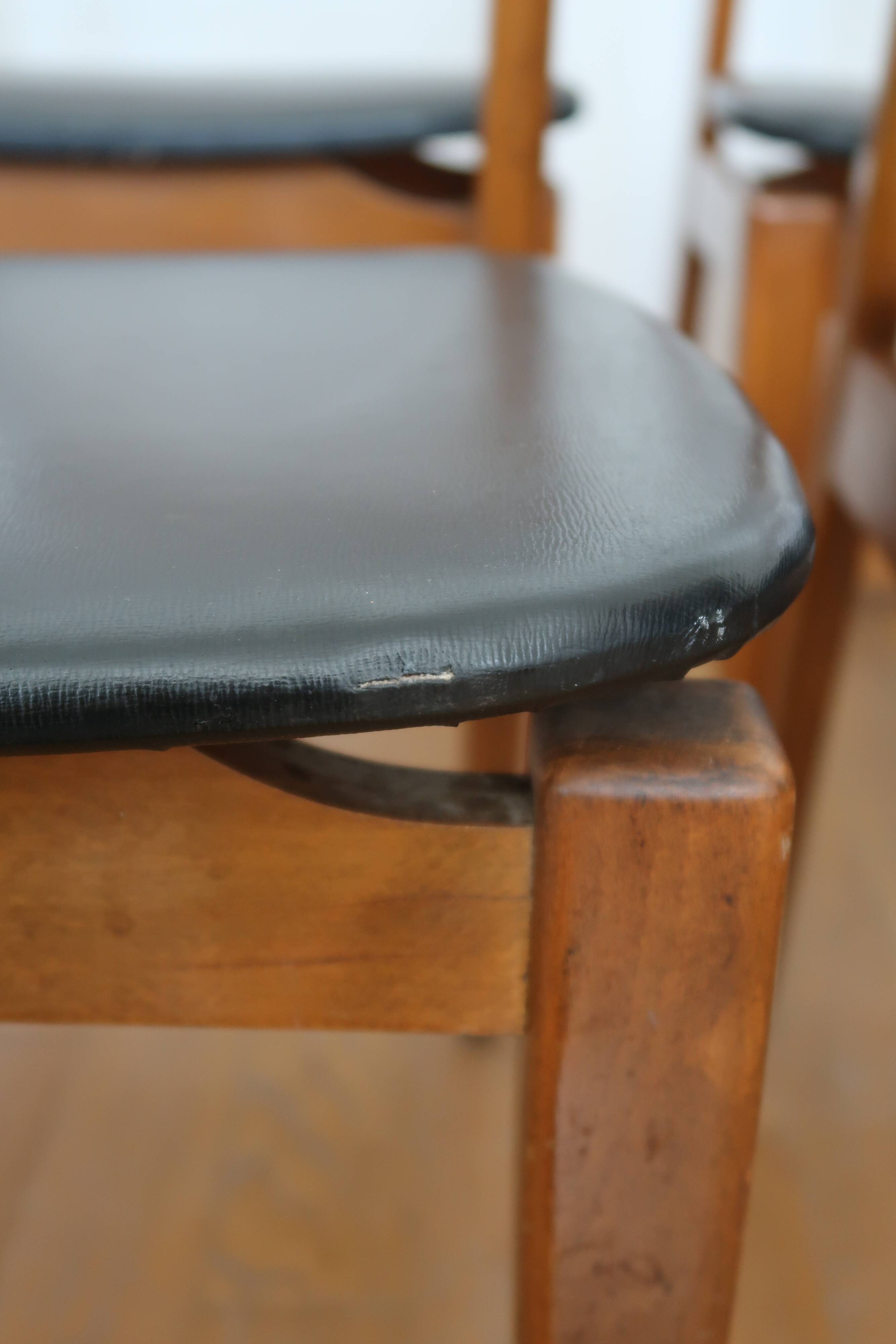 6 Scandinavian beech skai chairs