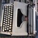 Machine à écrire portative Remington Monarch dans boite Underwood