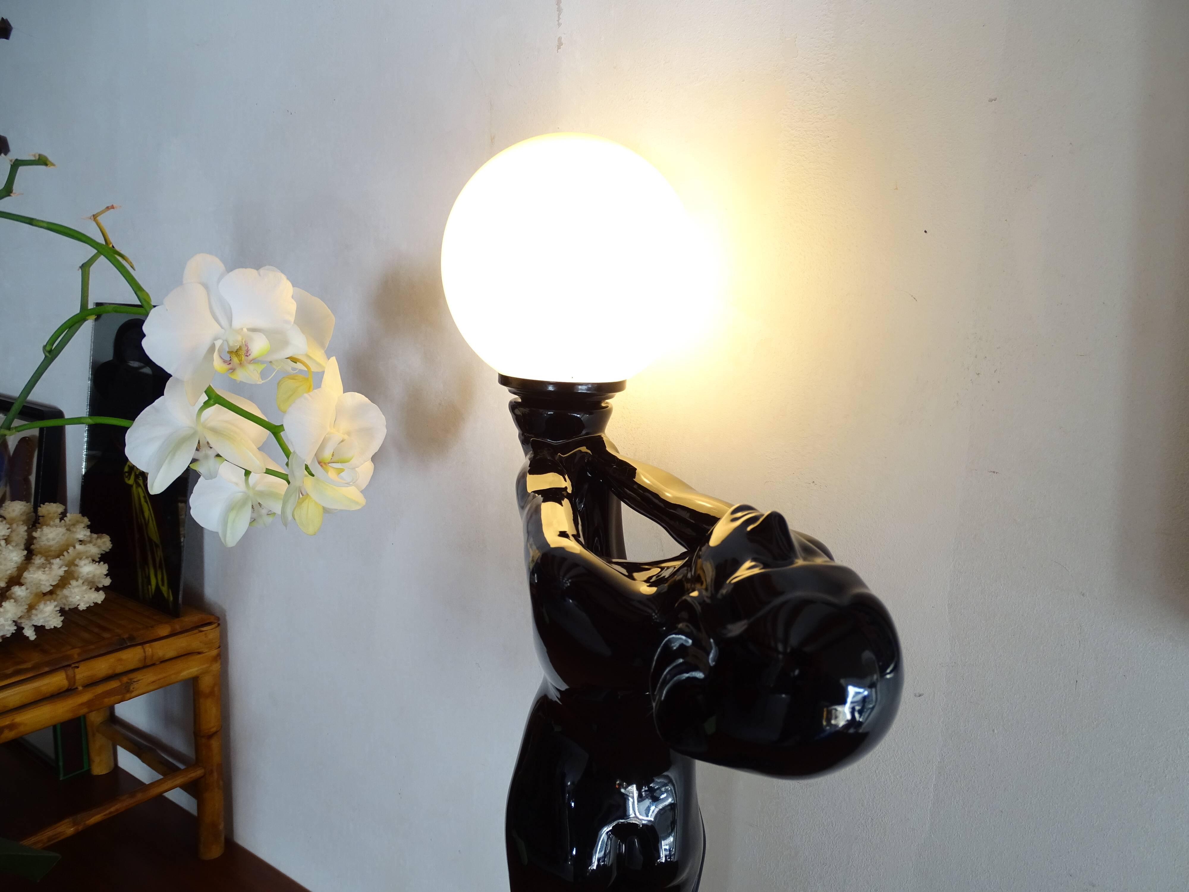 Lampe danseuse nue design 70's 80's- art déco globe boule