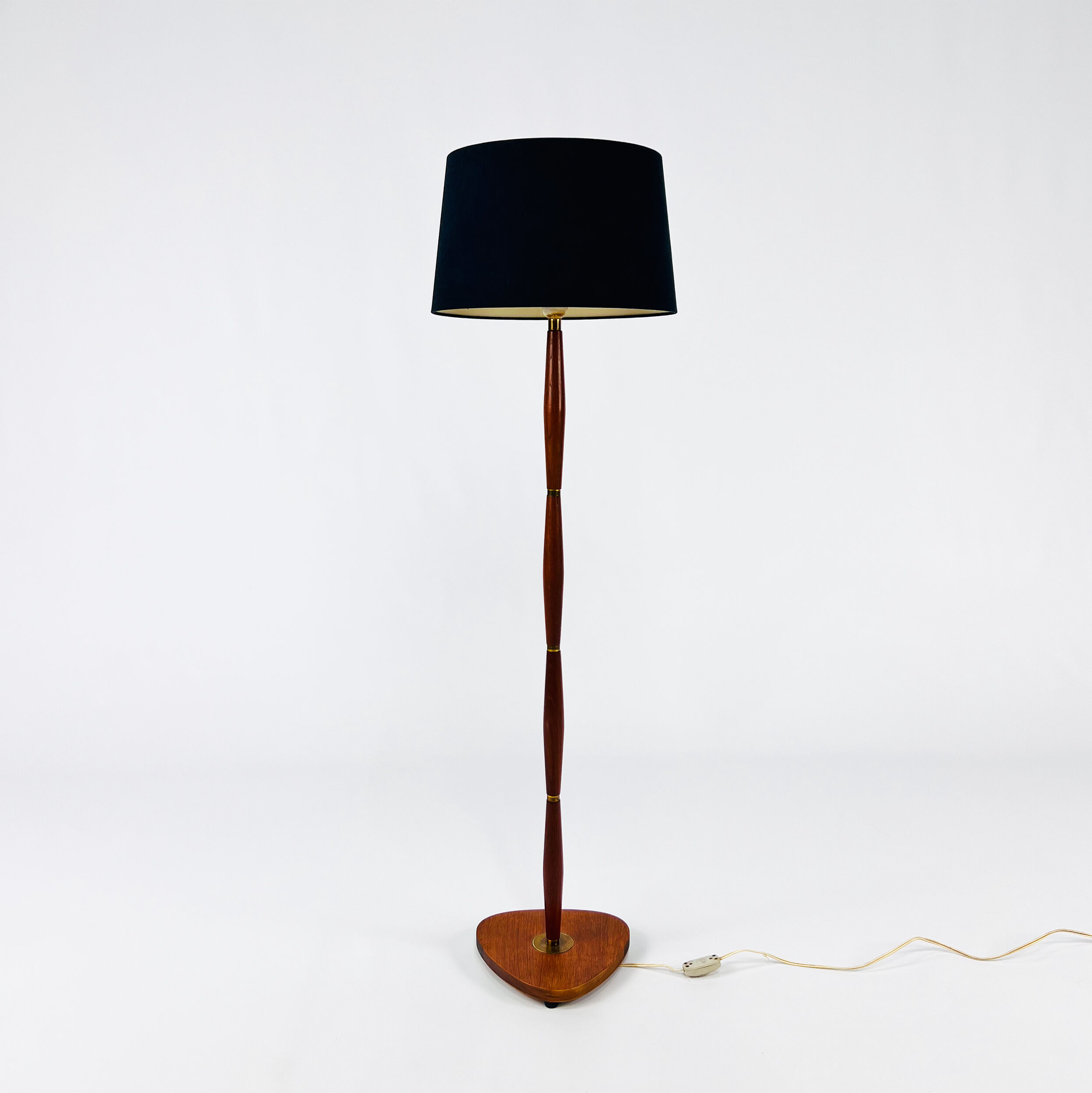 Vintage danish brass and rosewood floor lamp, 1960s.