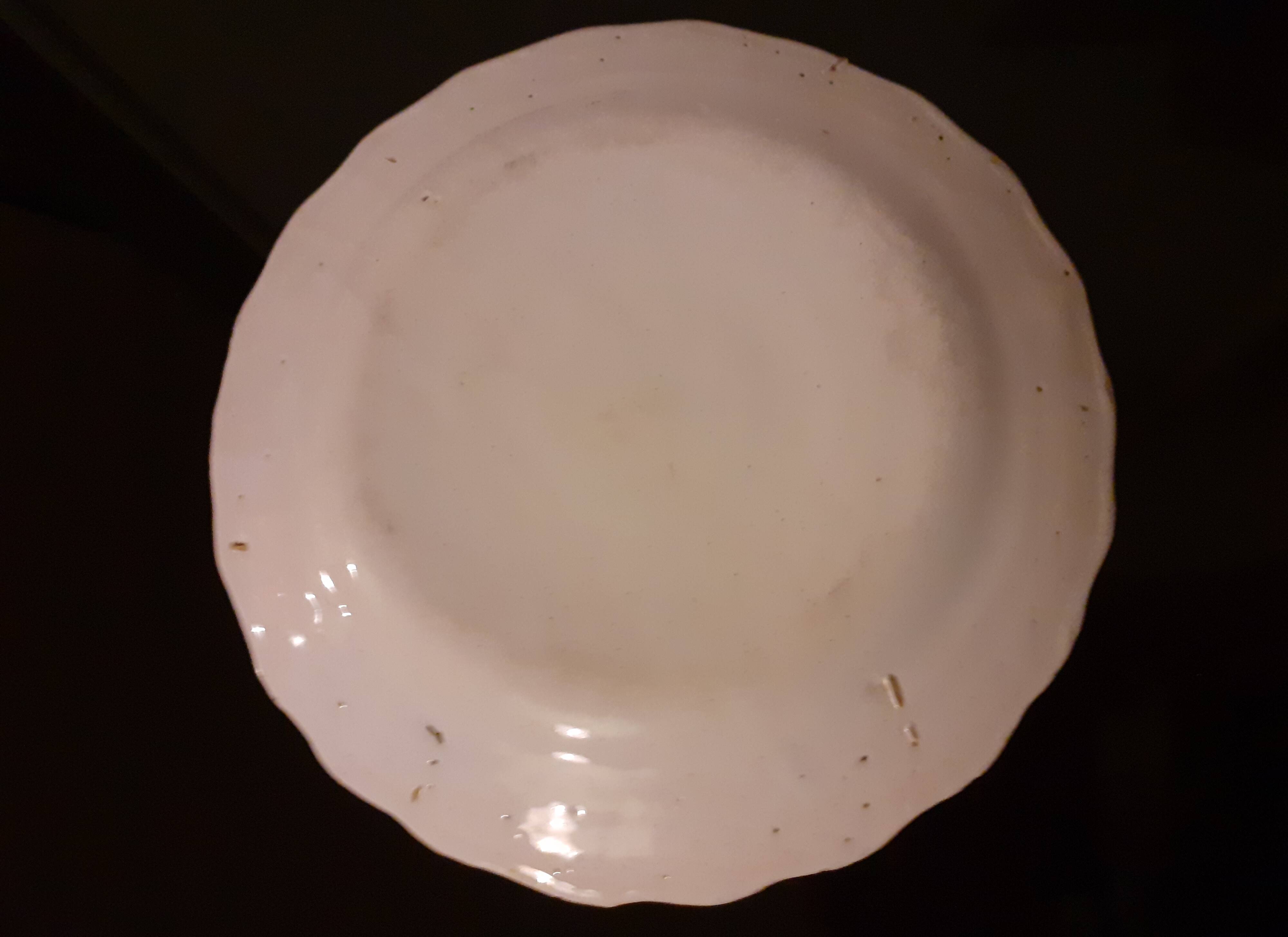 Set of 3 old plates / Eastern earthenware