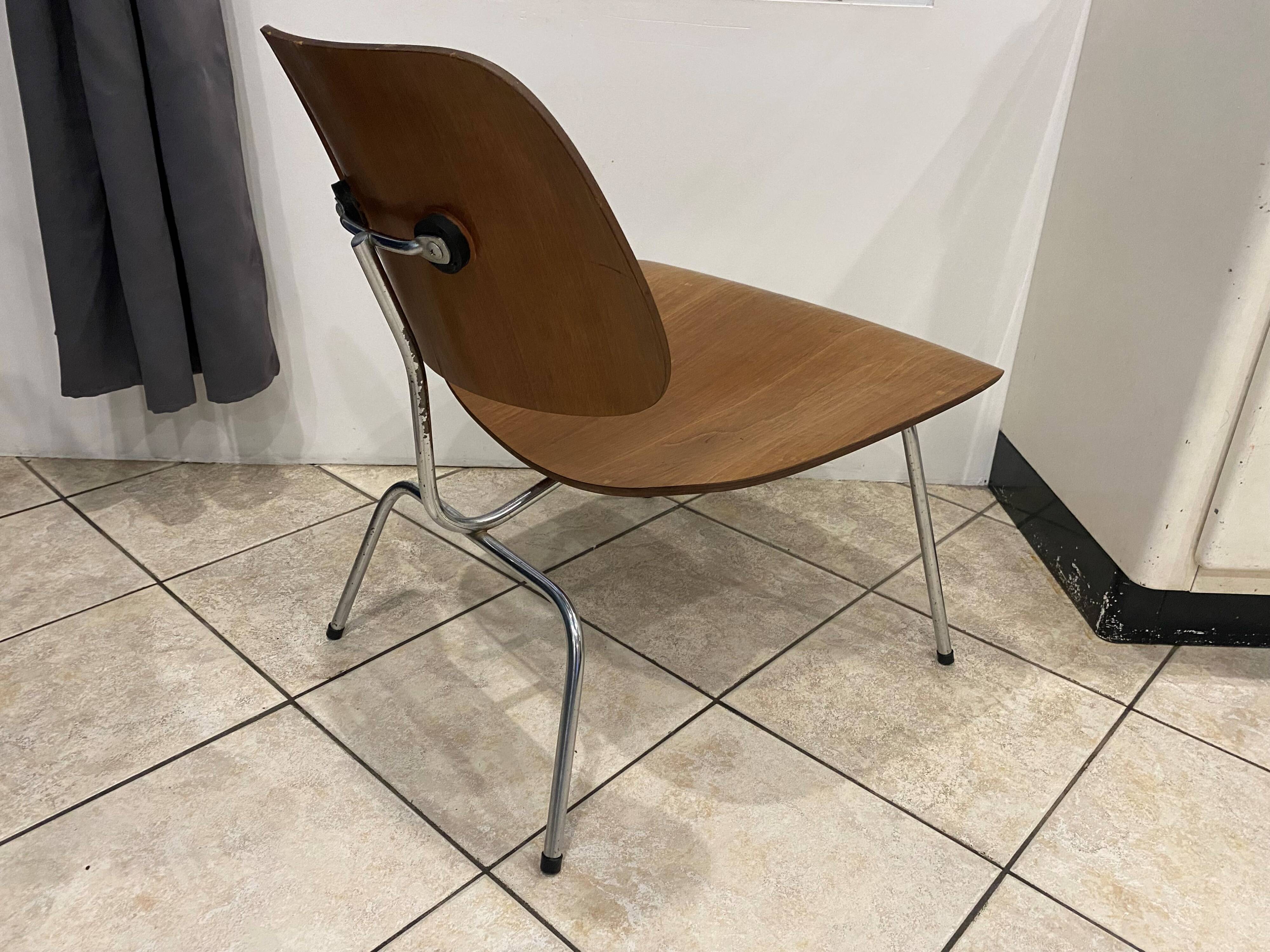 LCM Lounge Chair Metal Eames Herman Miller 1950
