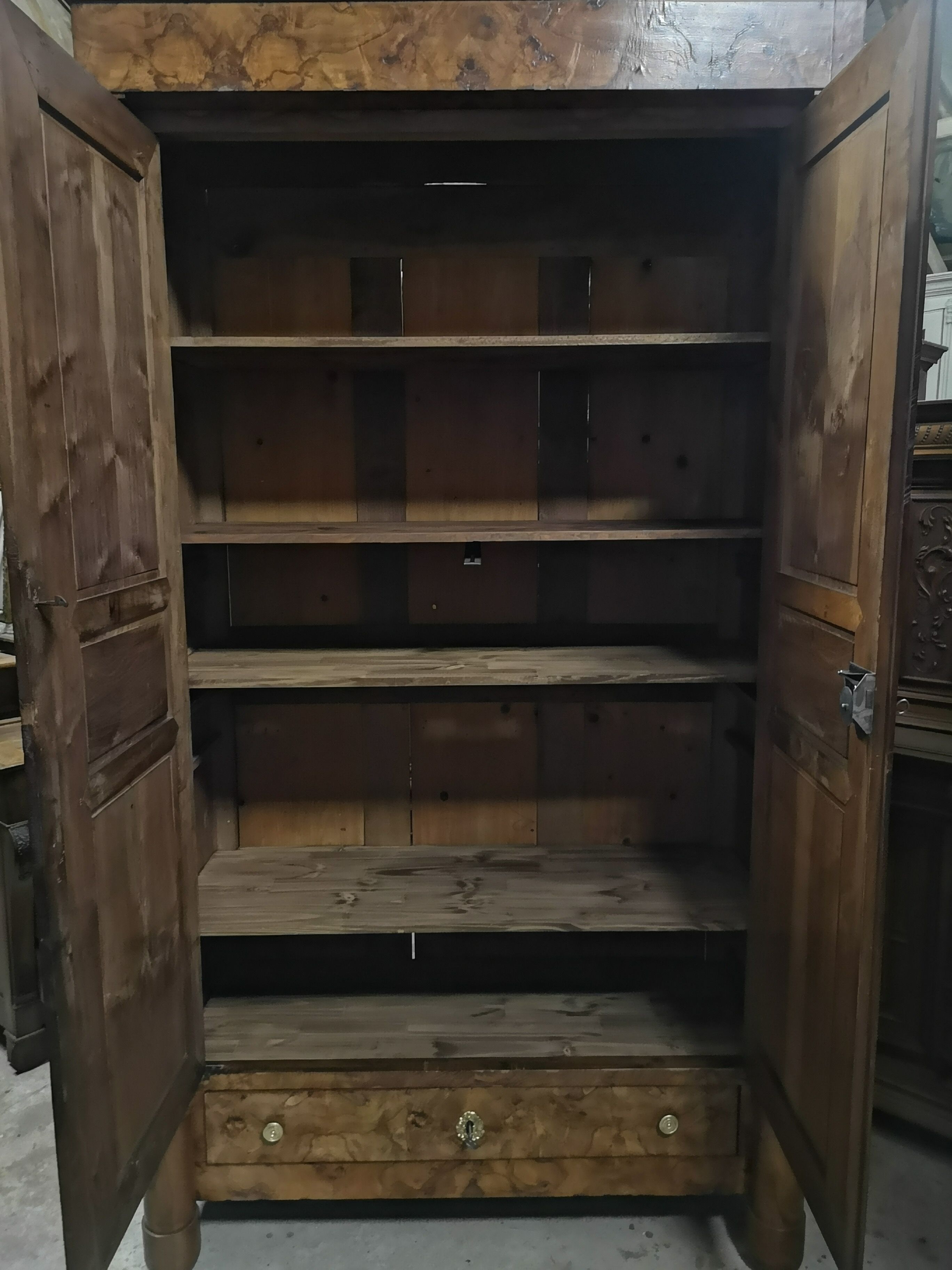 Magnifying glass veneer cabinet