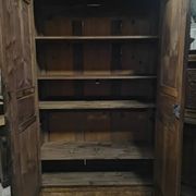 Armoire à placage de loupe