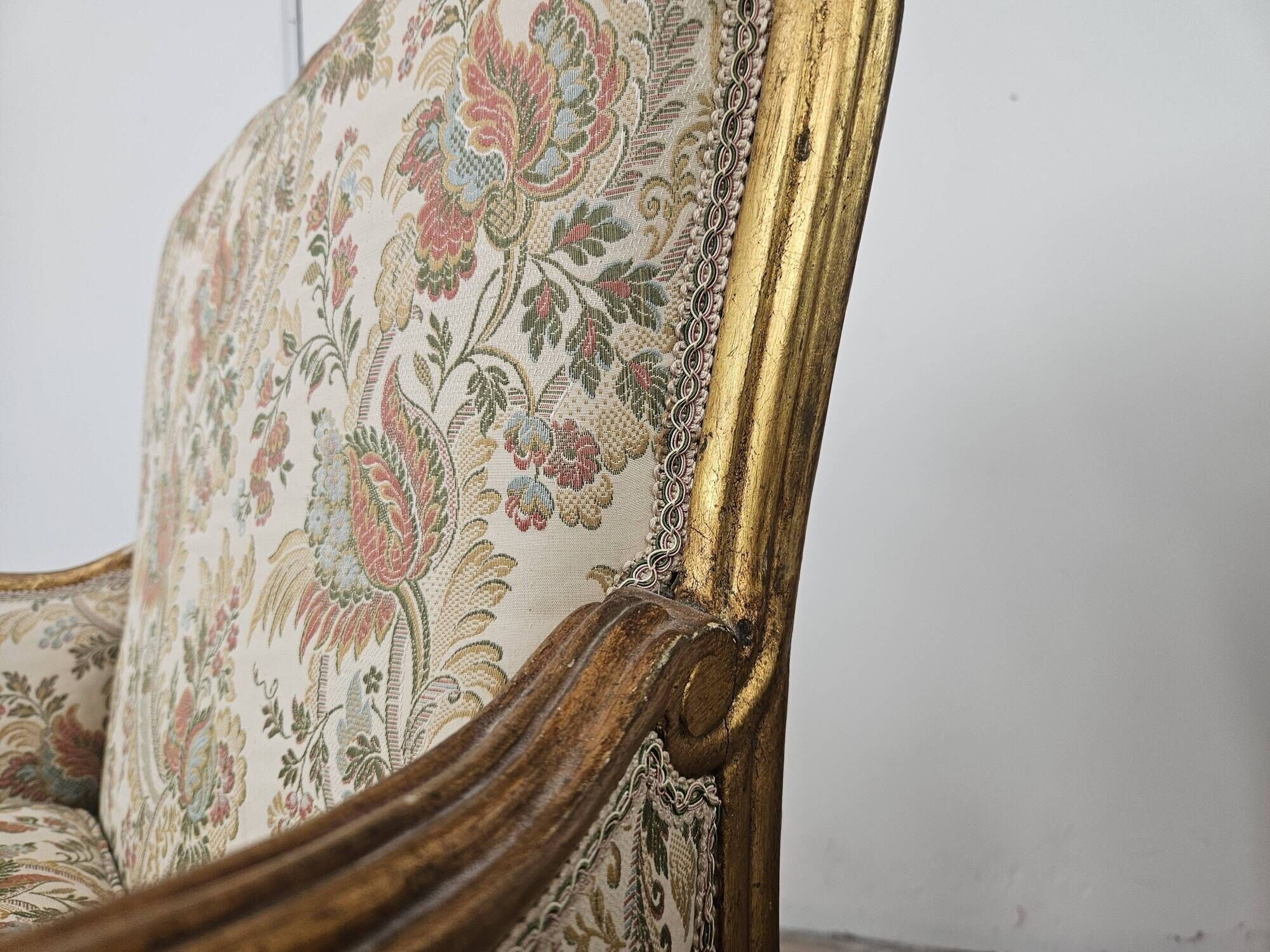 20th Century Italian Baroque Style Bergère Armchairs in Carved and Gilded W