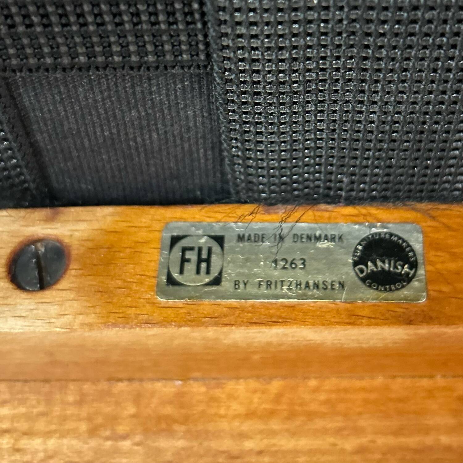 SPOKE-BACK SOFA BY BORGE MORGENSEN FOR FRITZ HANSEN, 1963 | EARLY EDITION