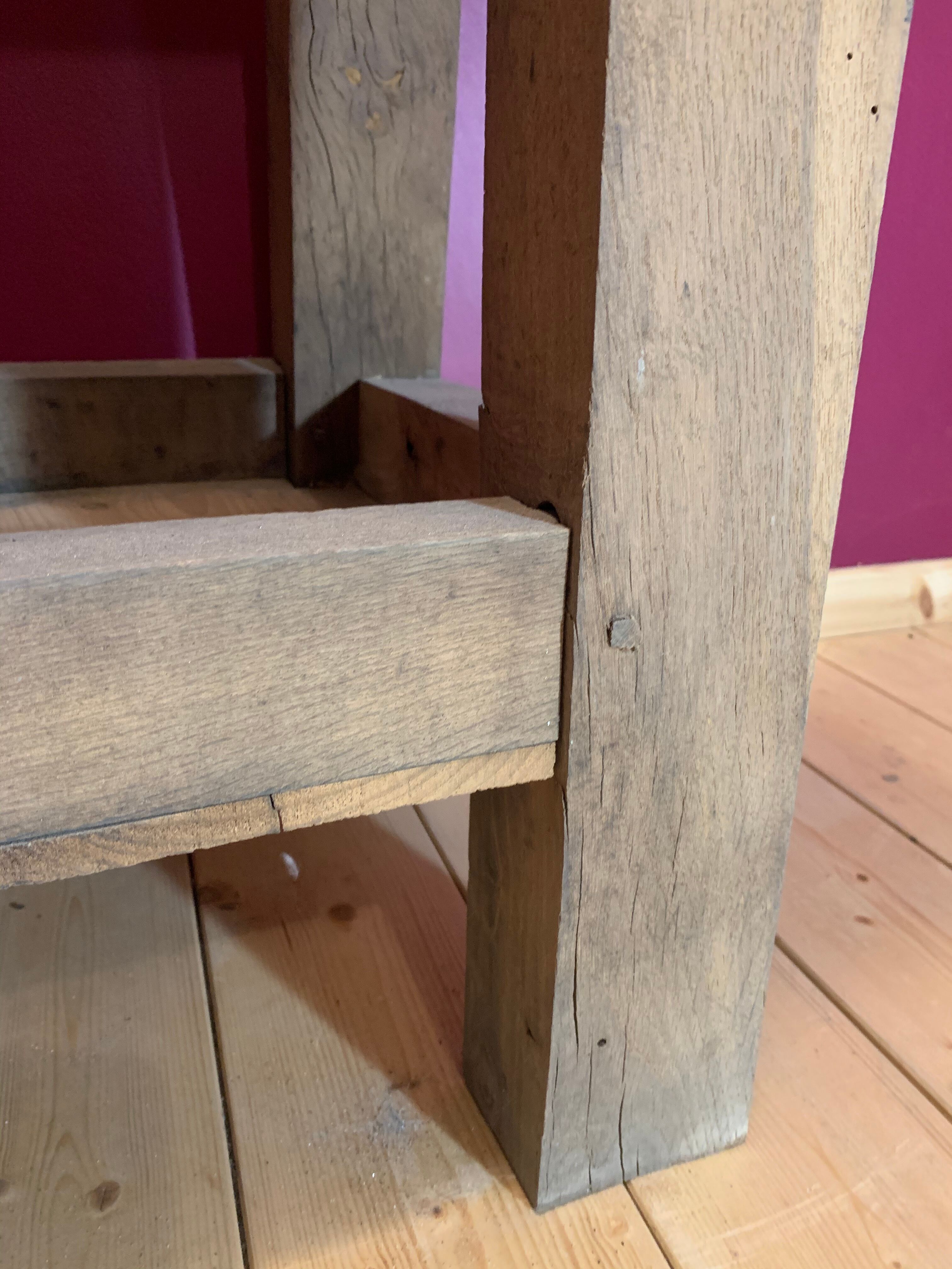 Wooden establishment