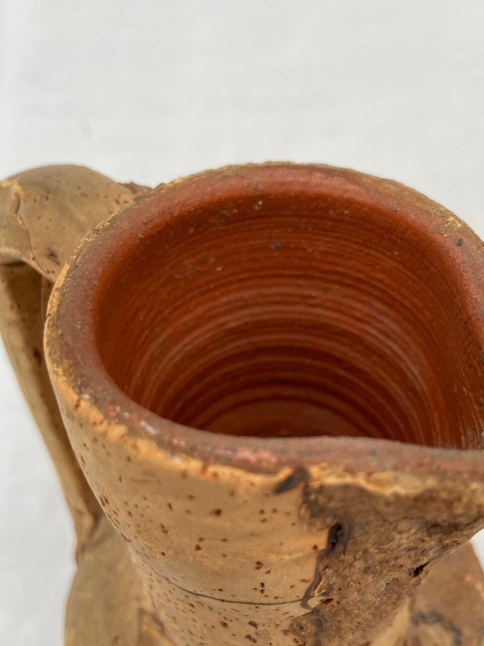 Plastic ceramic pitcher covered in cork - small model