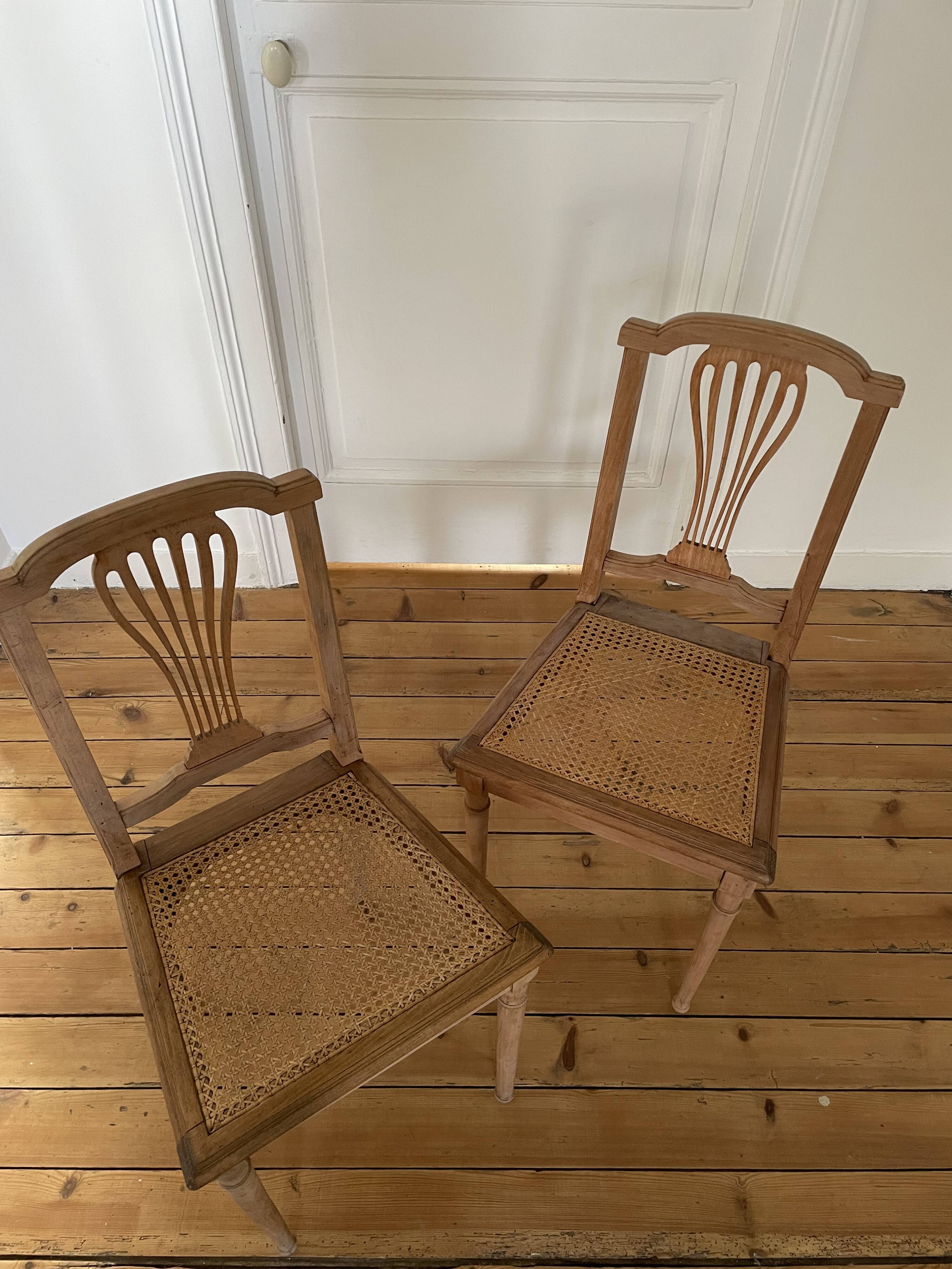 Paire de chaises cannées Art Déco