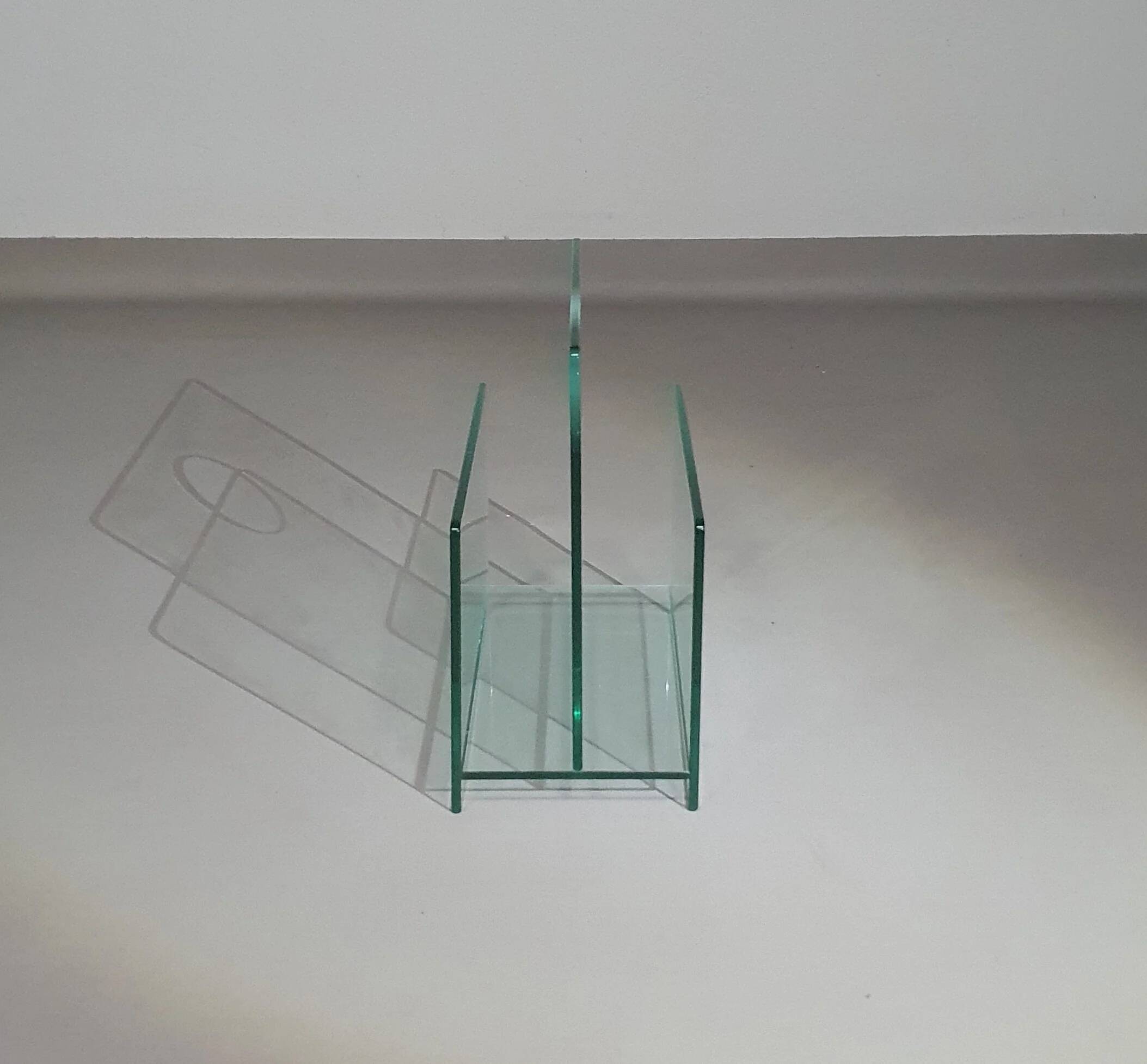 Porte-revues / verre / années 1980