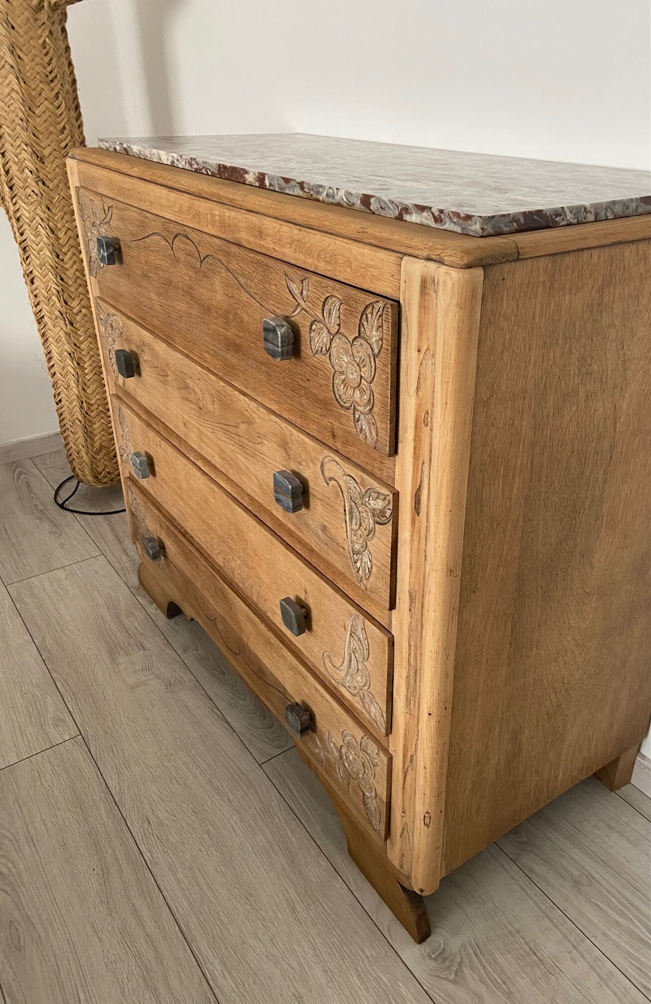 Art Deco chest of drawers