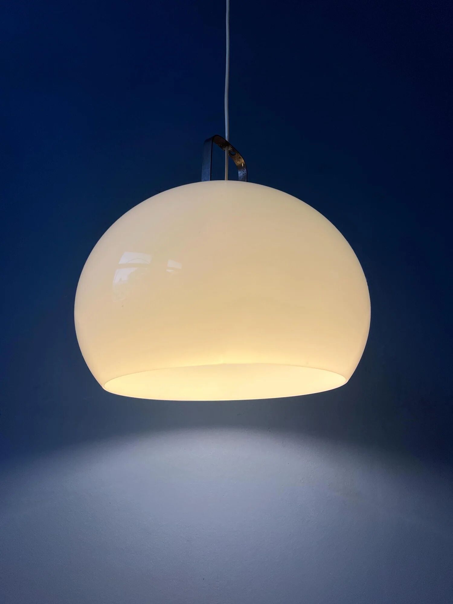 Vintage Guzzini inspired mushroom pendant lamp