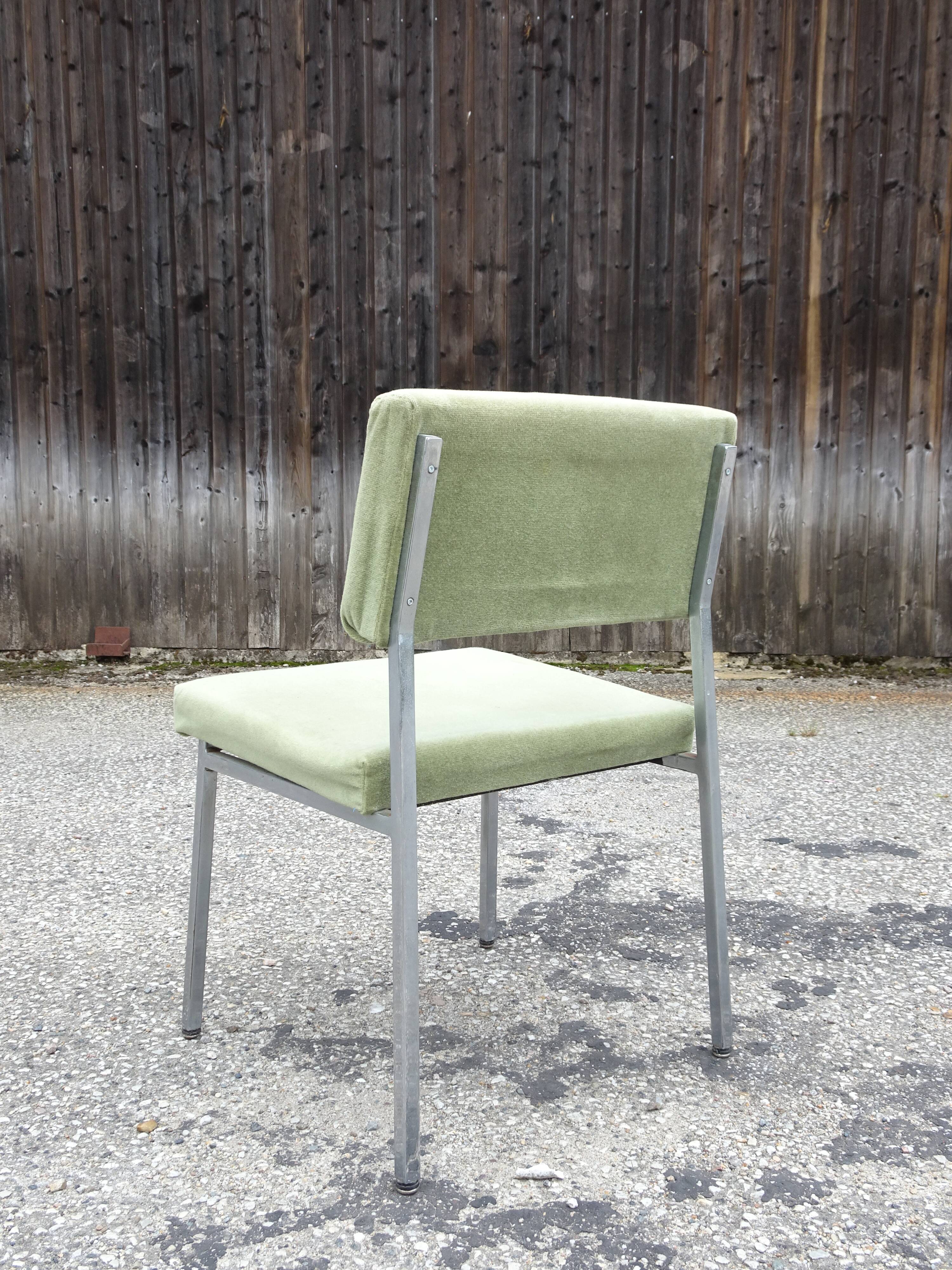 Prestige chair by Pierre Guariche, edition Les Huchers-Minvielle, 1960