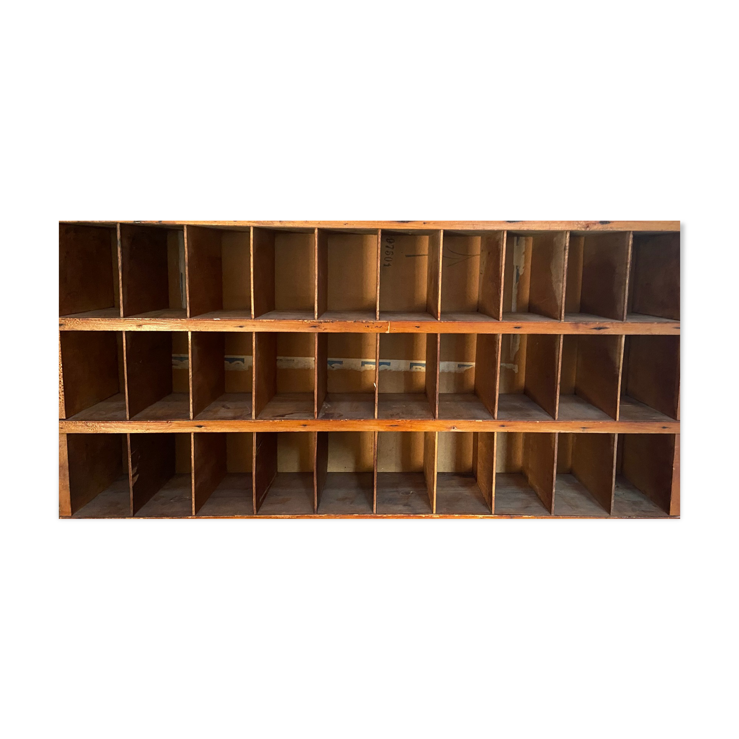 Piece of furniture for keys or others