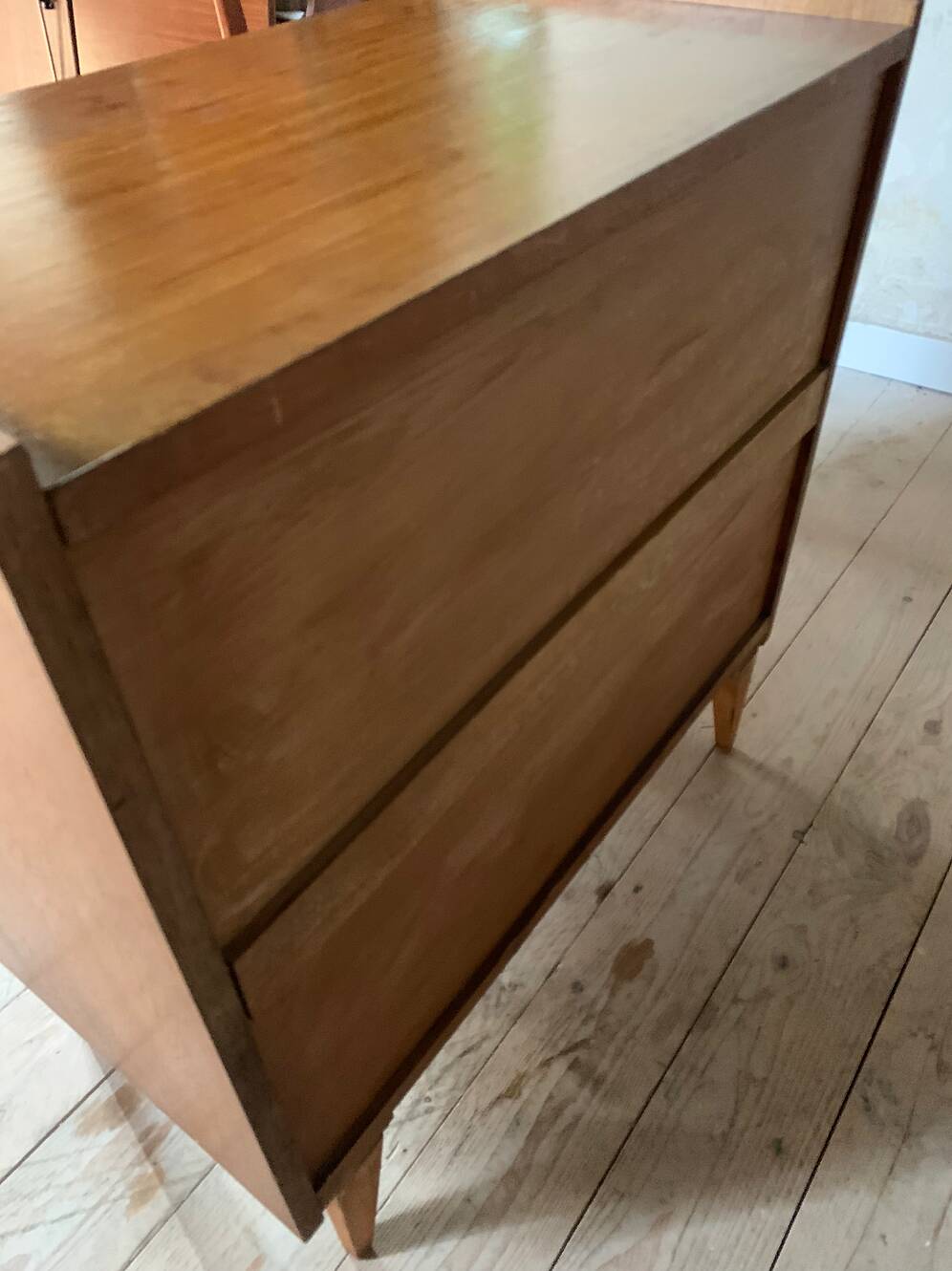 Vintage oak chest of drawers with 4 drawers