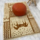 Handcrafted Moroccan Berber carpet 178 x 120 CM