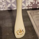 Moustier vase