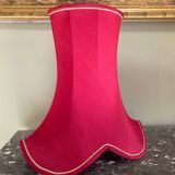 Lampshade in pinkish-burgundy fabric